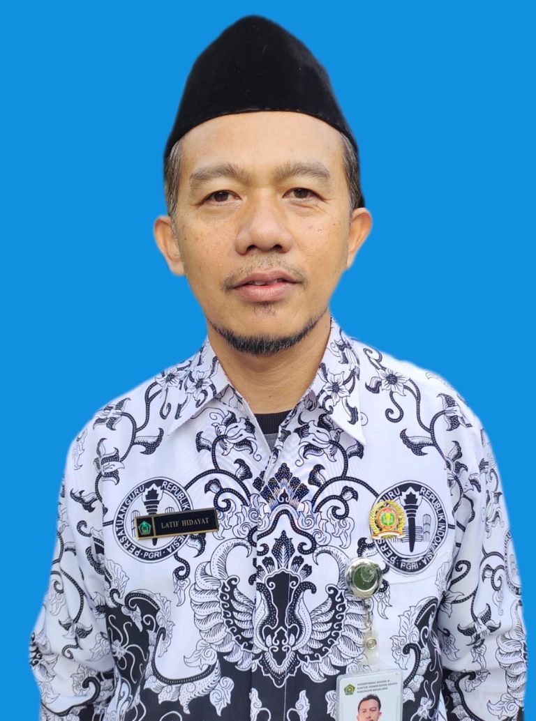 Latif Hidayat, S.Pd.I