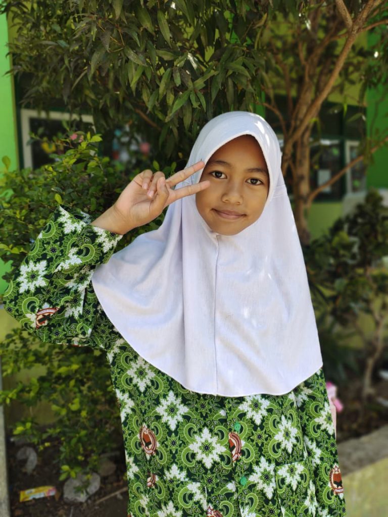 BELLA ZAHRA THUFAILAH